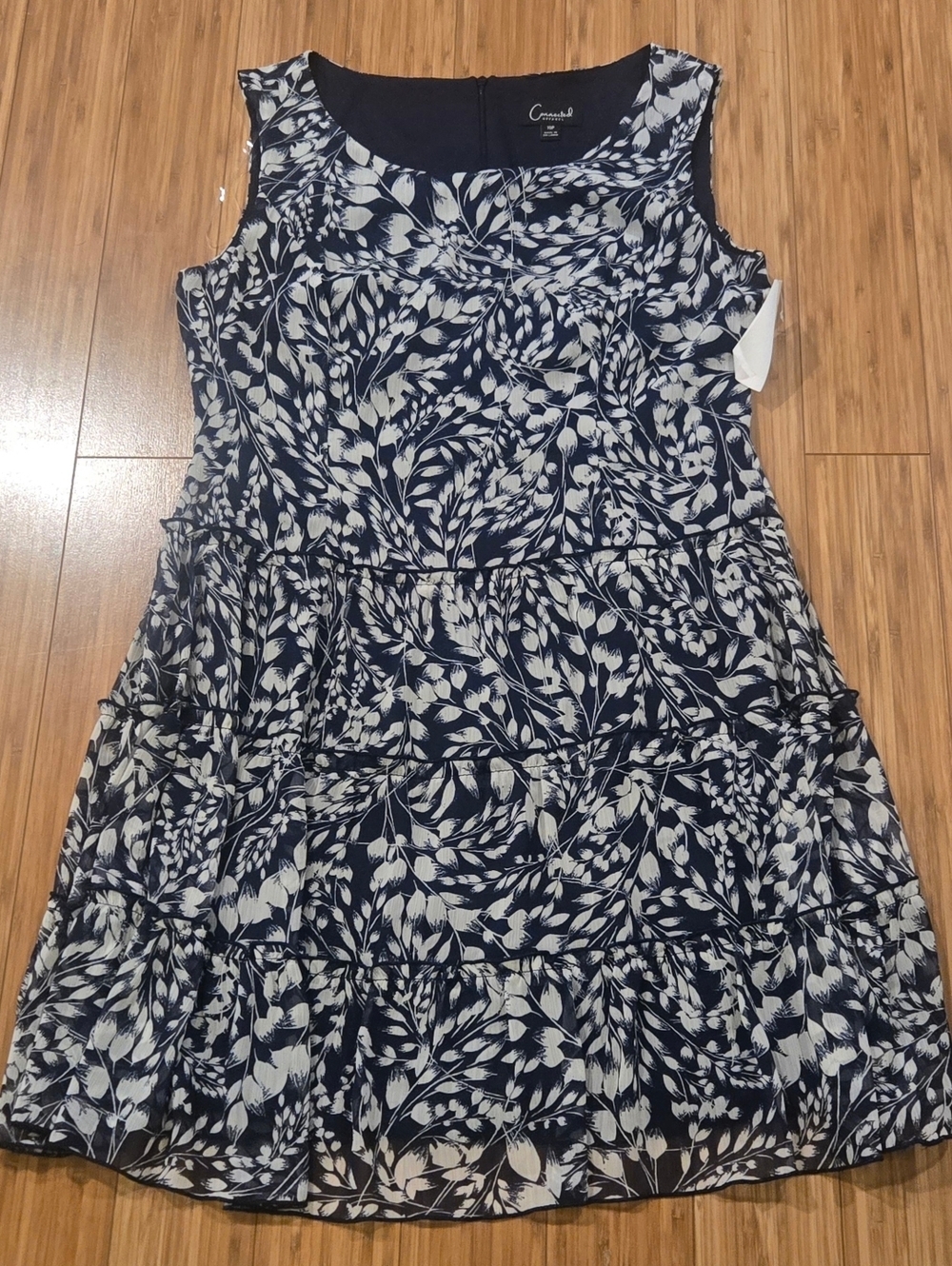 NWT Connected Apparel Navy and White Leaf Print Sleeveless Tiered Dress